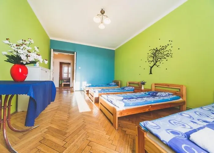Hostel Tara